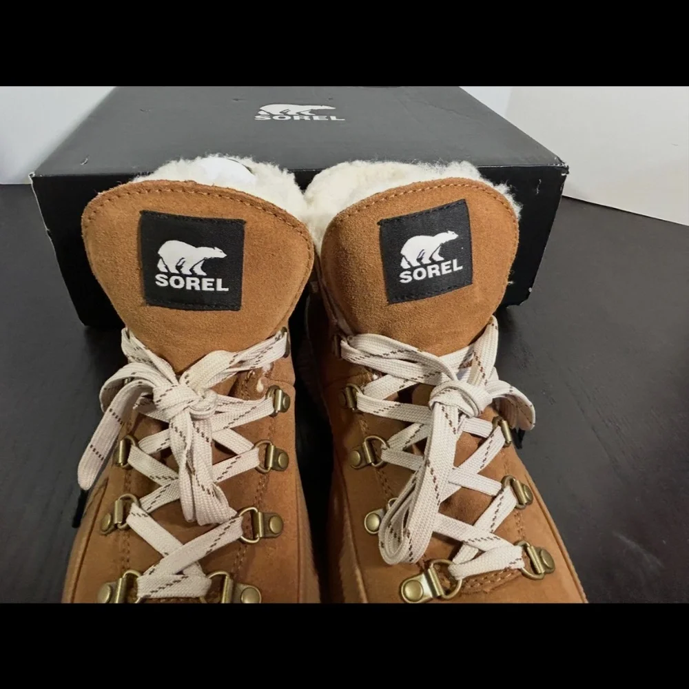 Sorel Out N About III Conquest Waterproof Boots Camel Brown Womans 9.5